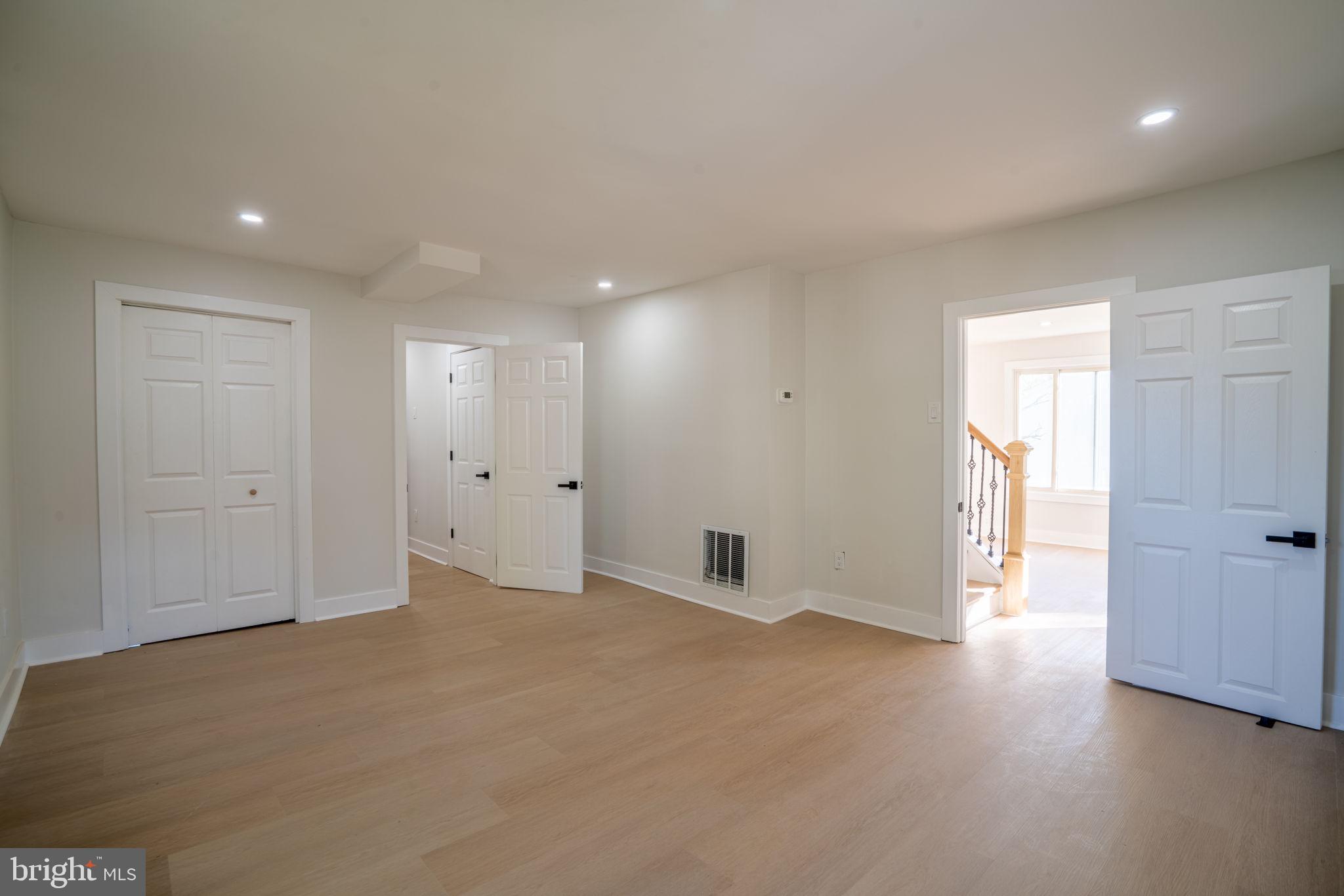 CAPITOL HEIGHTS - Residential