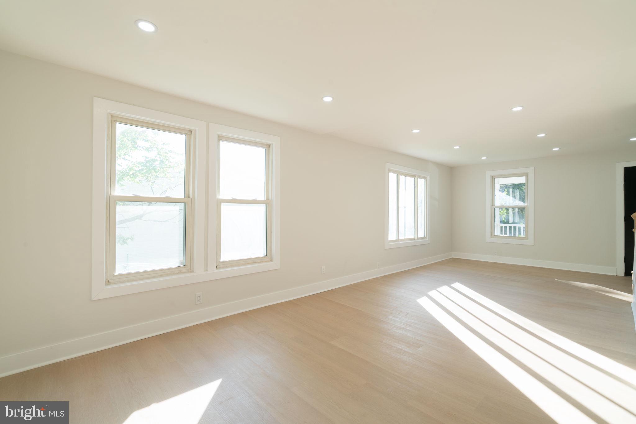 CAPITOL HEIGHTS - Residential