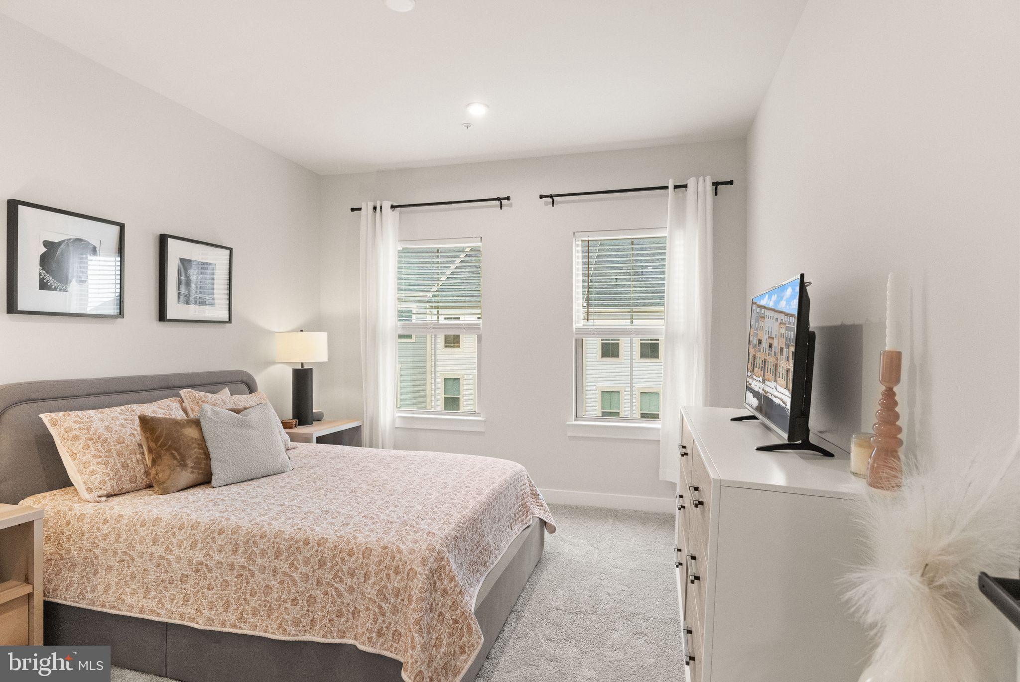 ARCOLA TOWN CENTER CONDO - Residential