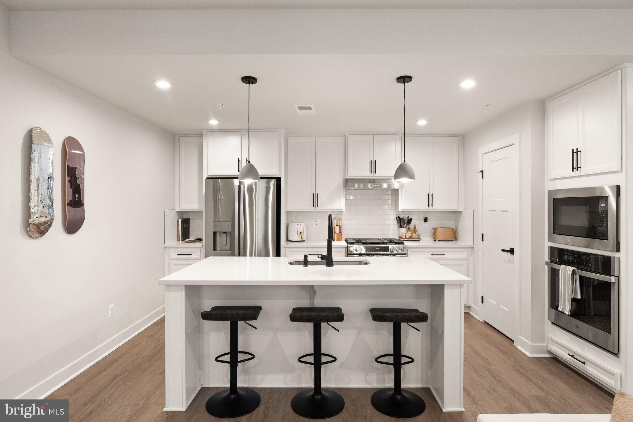 ARCOLA TOWN CENTER CONDO - Residential