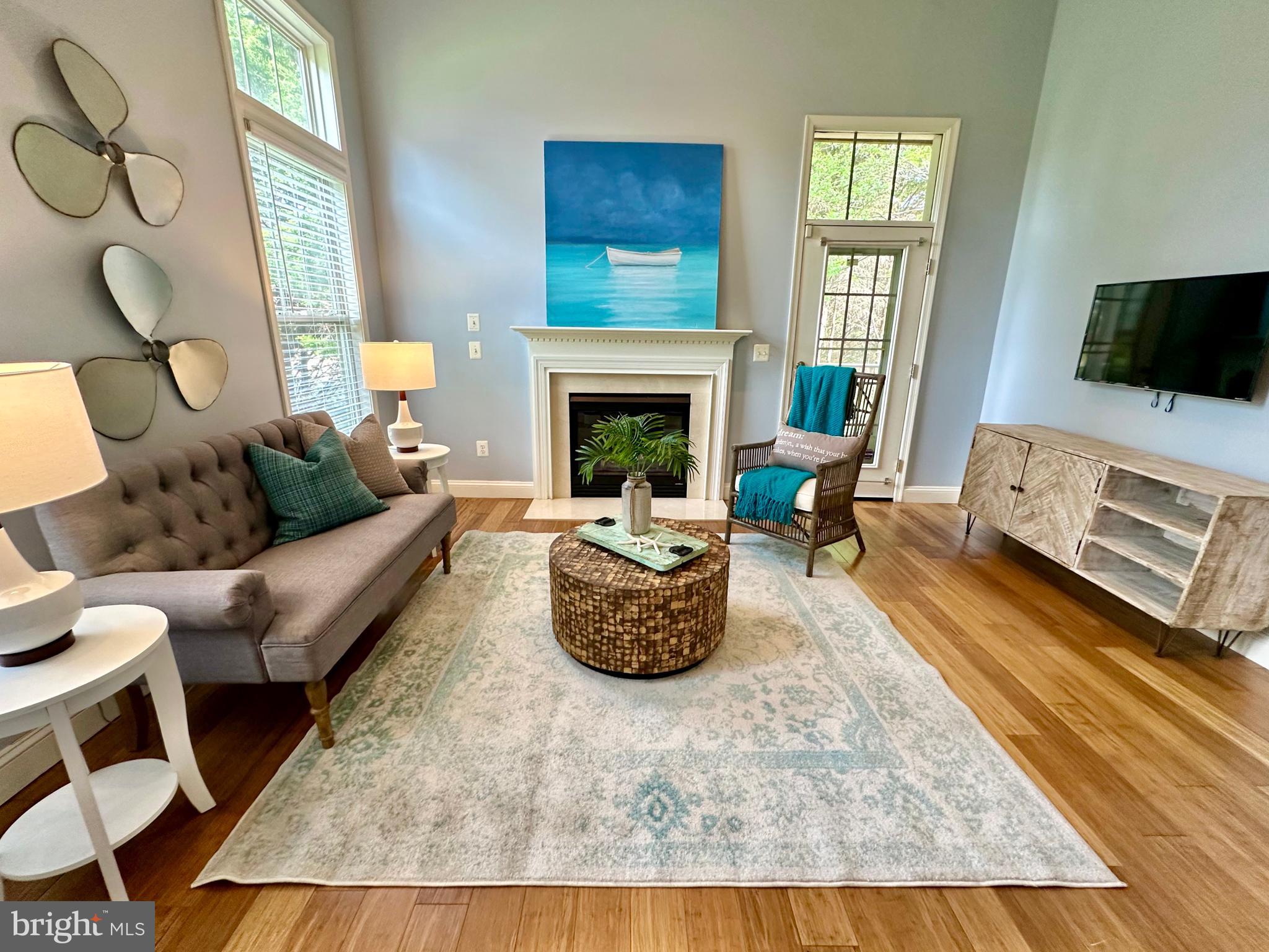827 FREELAND COURT