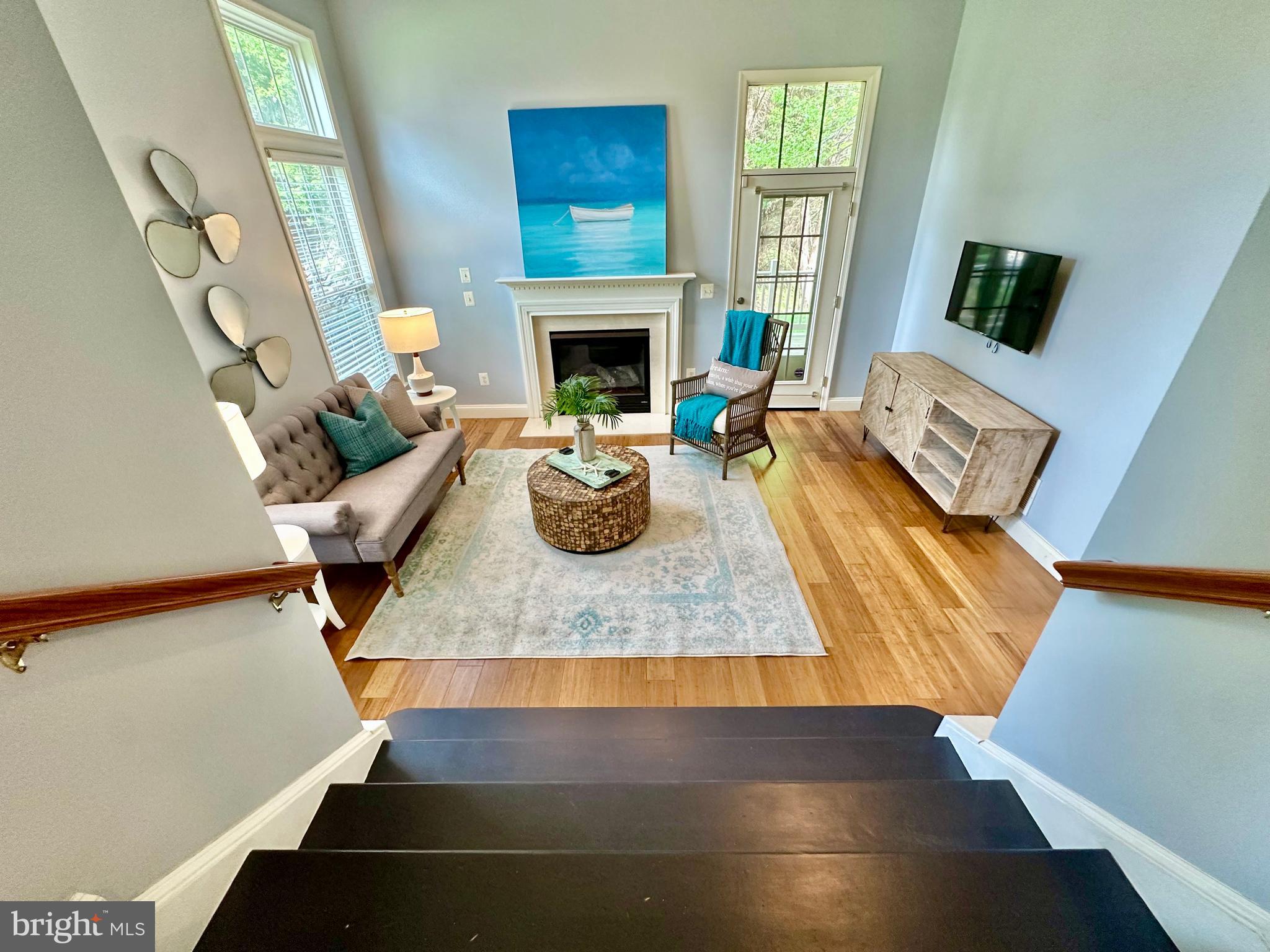827 FREELAND COURT