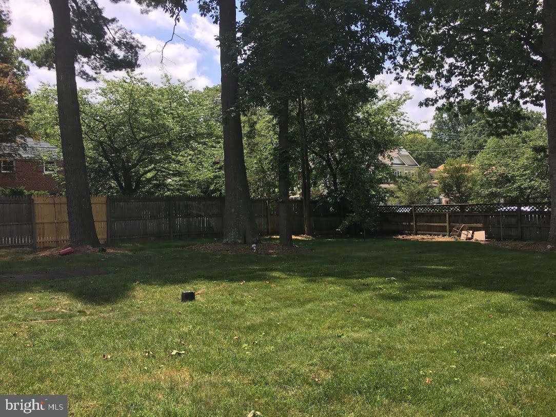 OAKWOOD KNOLLS - Residential Lease