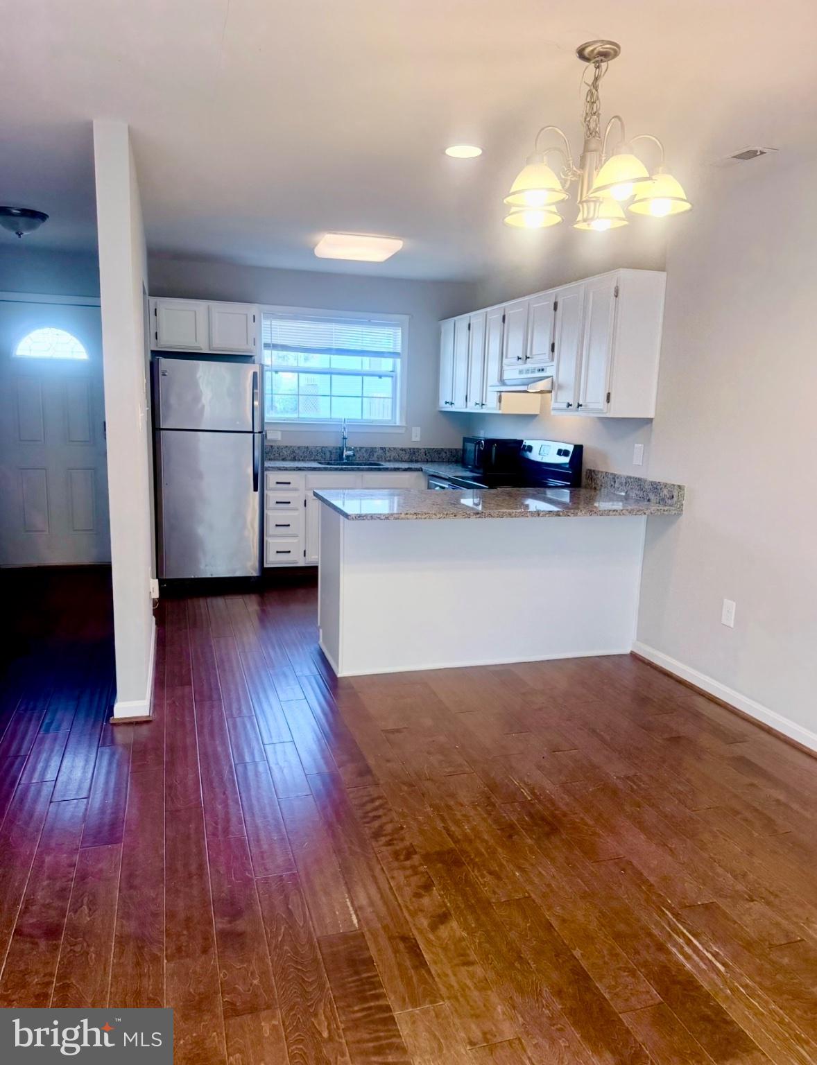 301 MAYFAIR PLACE 186