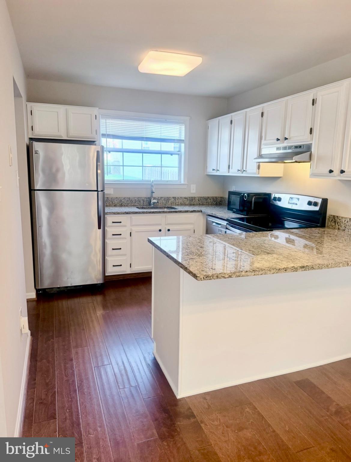 301 MAYFAIR PLACE 186