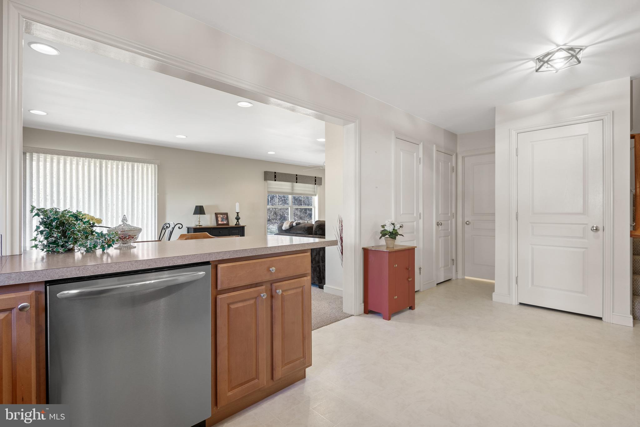 TOLL GATE STATION - Residential