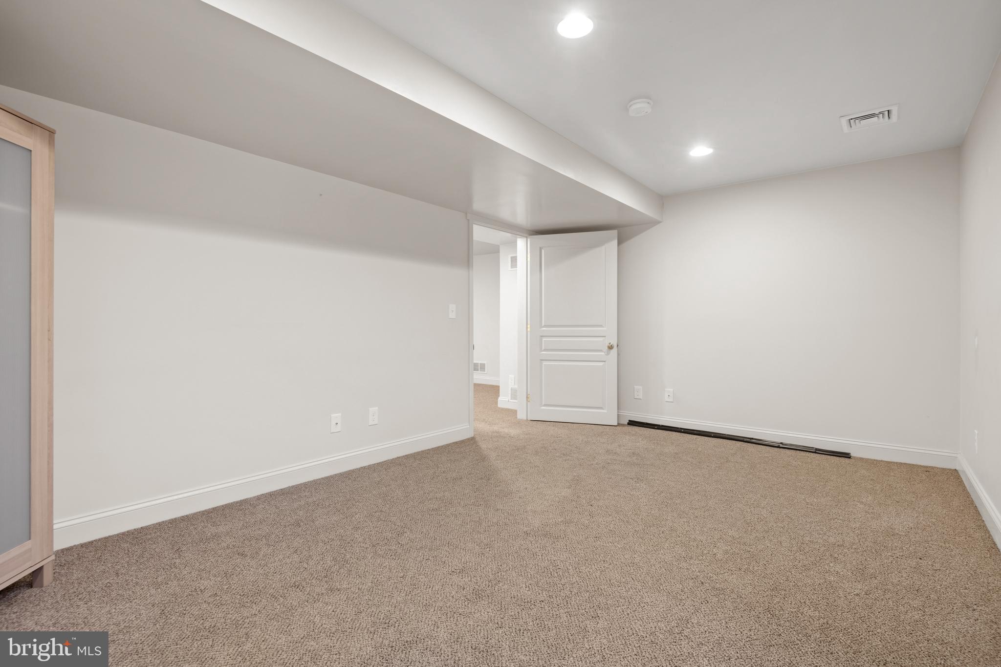 TOLL GATE STATION - Residential