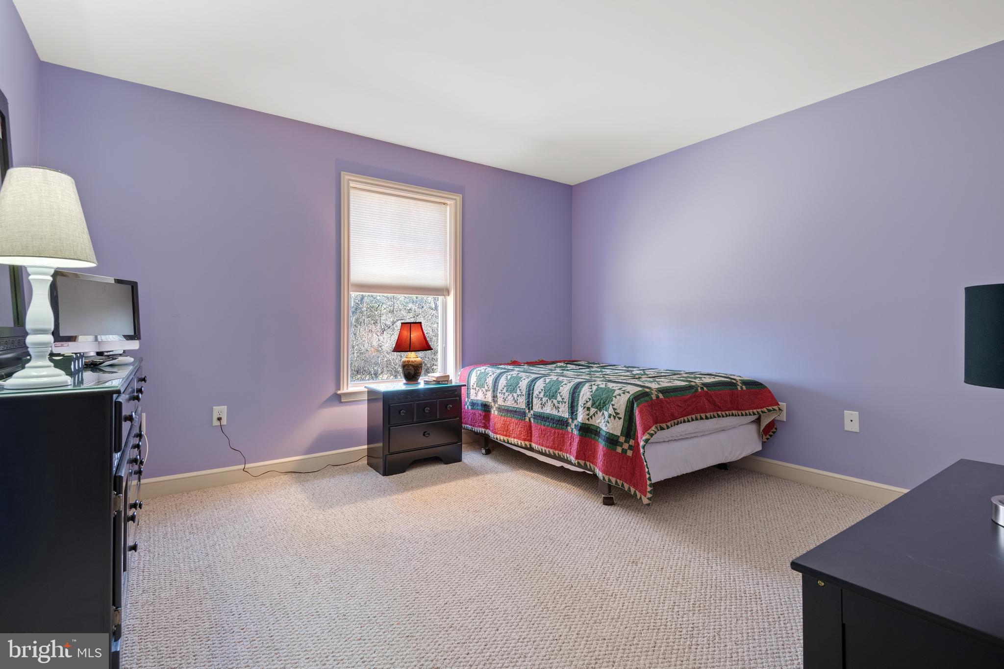 TOLL GATE STATION - Residential