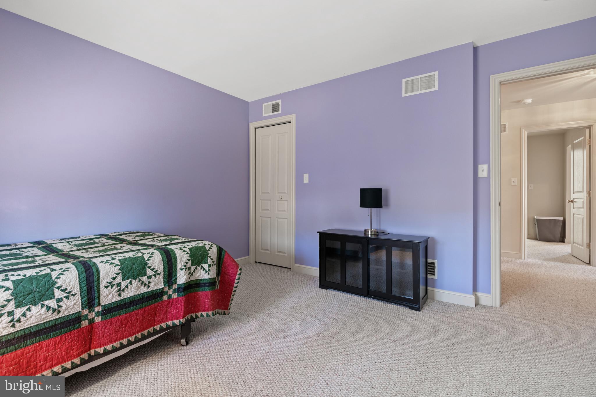 TOLL GATE STATION - Residential