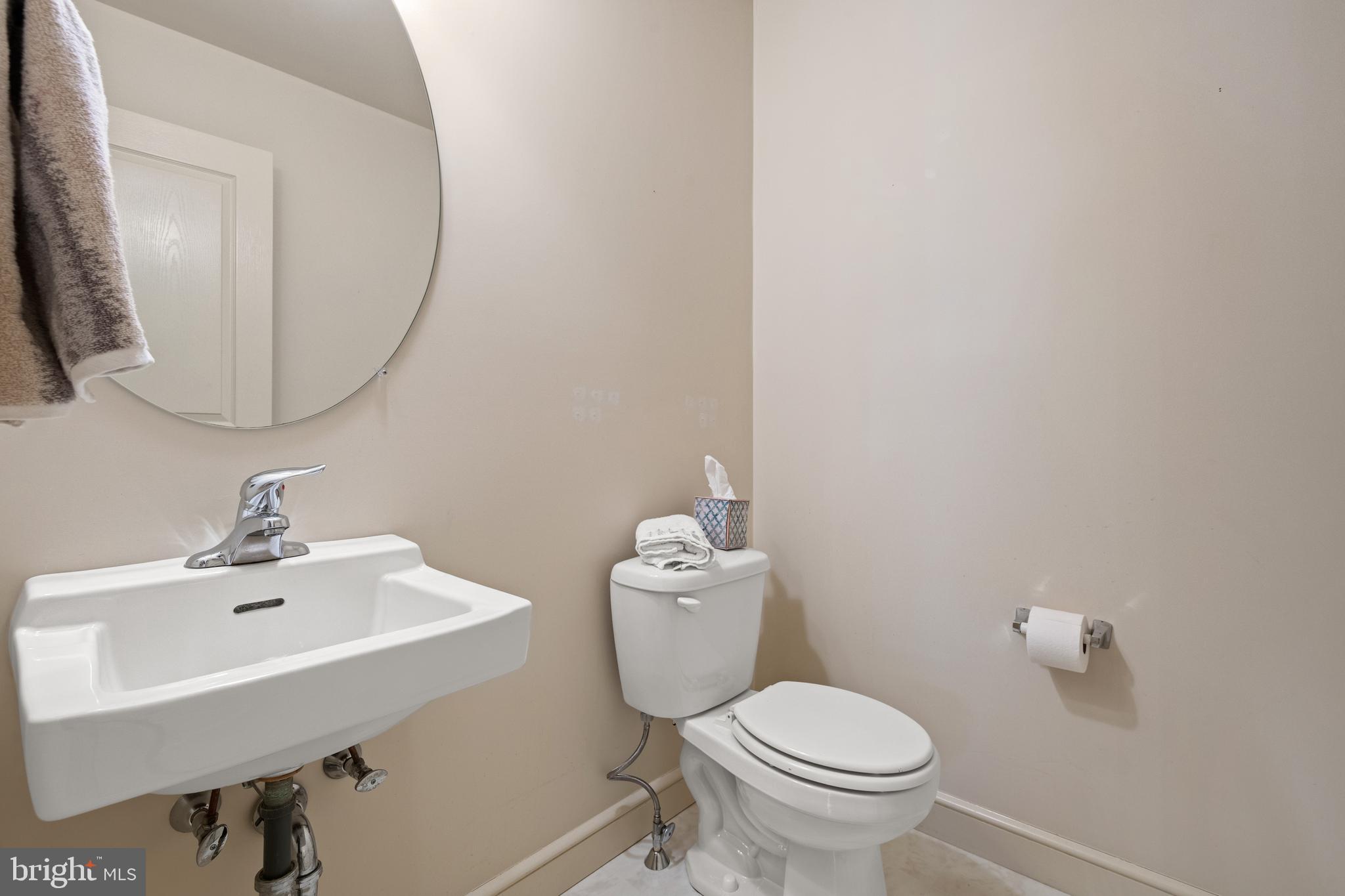 TOLL GATE STATION - Residential