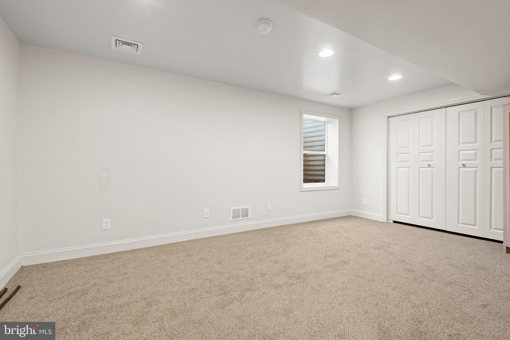 TOLL GATE STATION - Residential