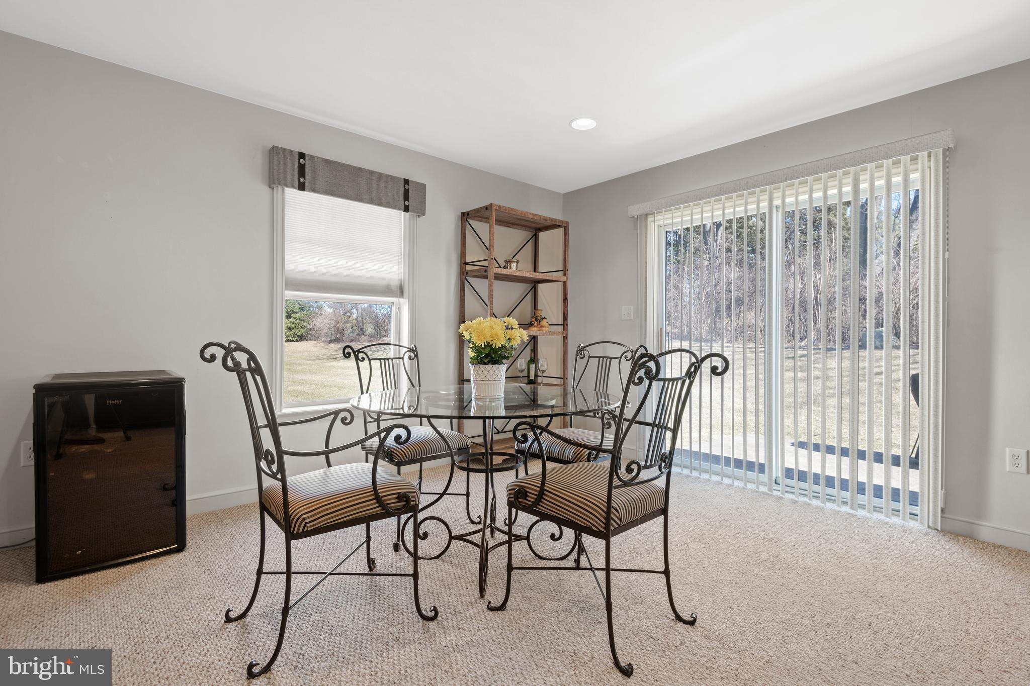 TOLL GATE STATION - Residential