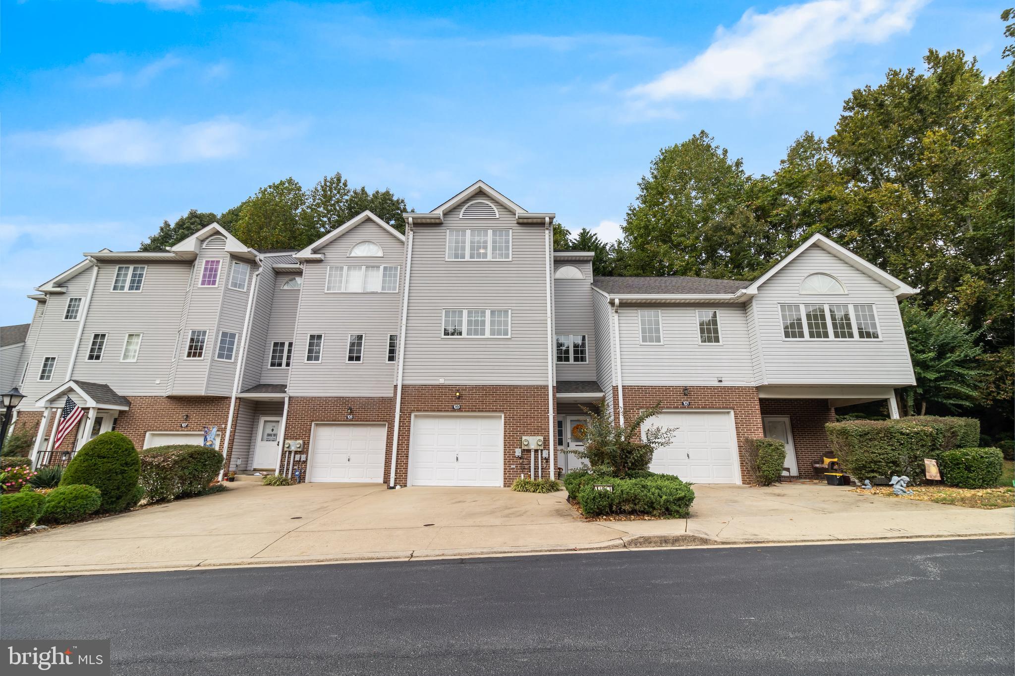 WESTLAKE - Residential