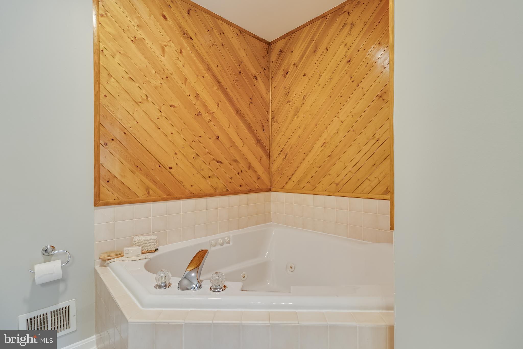 WESTLAKE - Residential