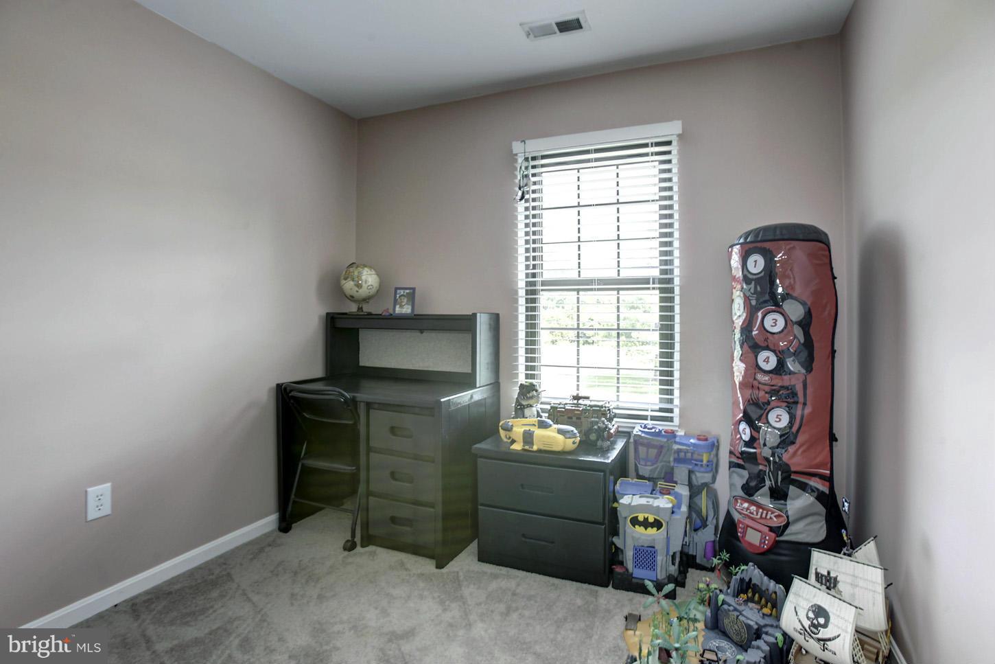 LONGSTREET COMMONS - Residential