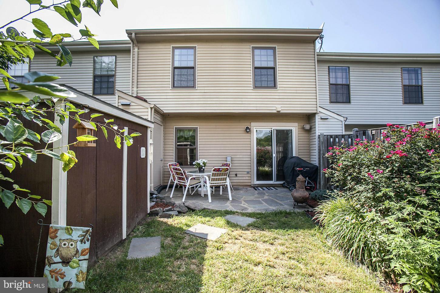 LONGSTREET COMMONS - Residential