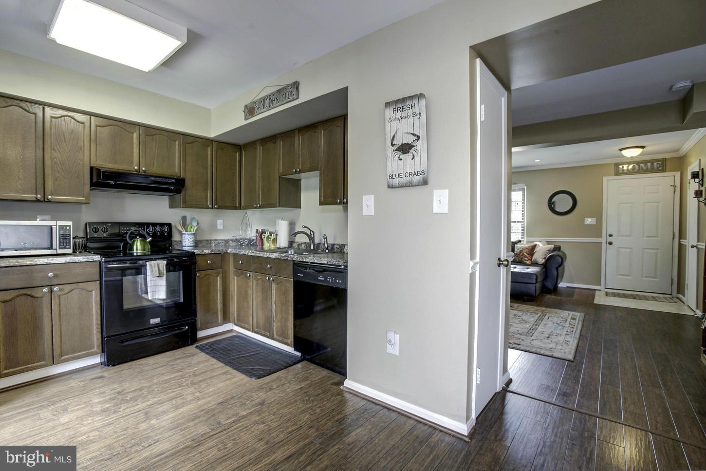 LONGSTREET COMMONS - Residential