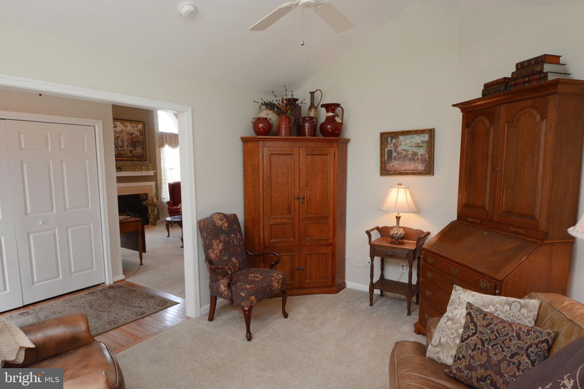 LIONSGATE - Residential