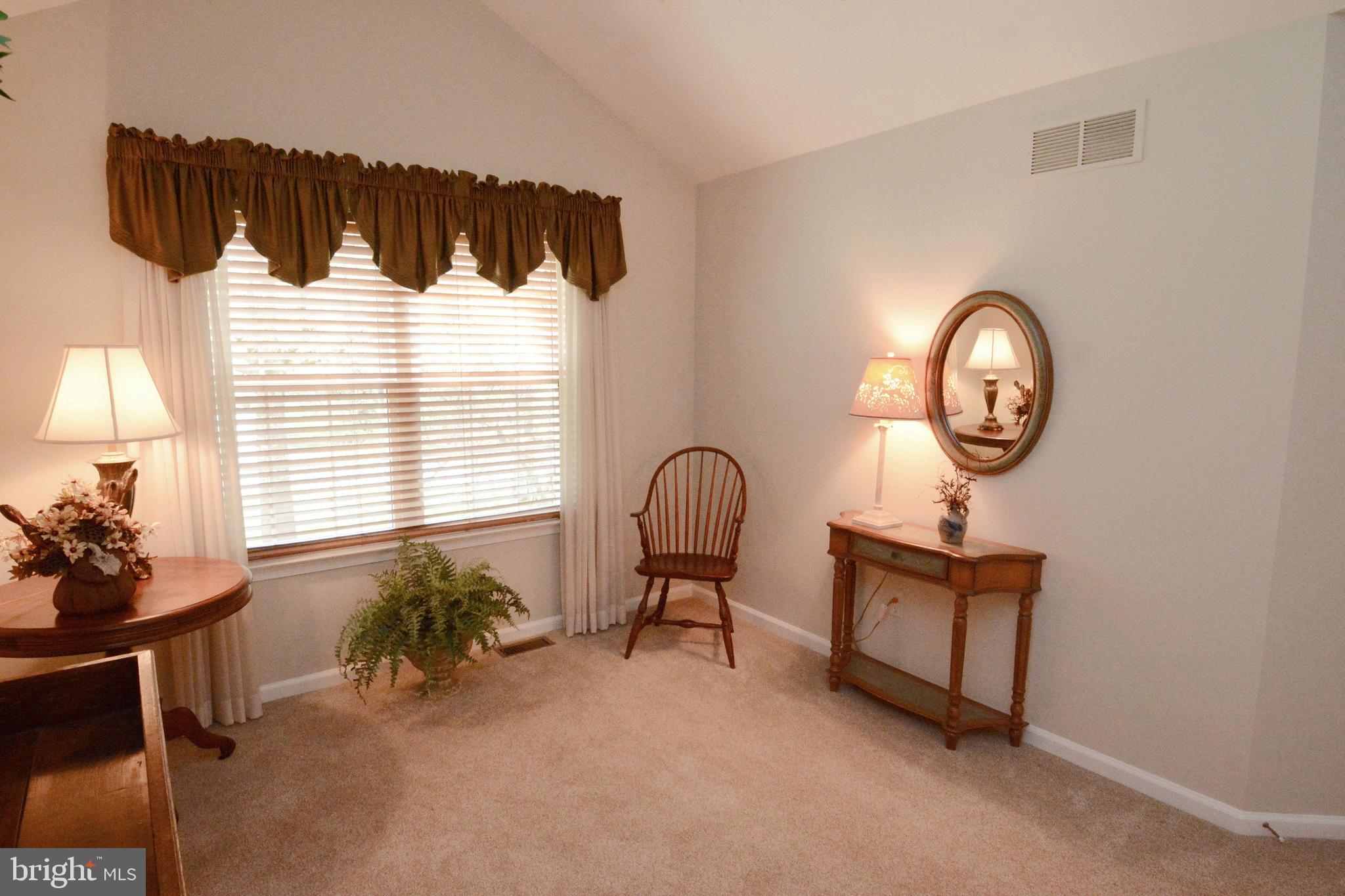 LIONSGATE - Residential