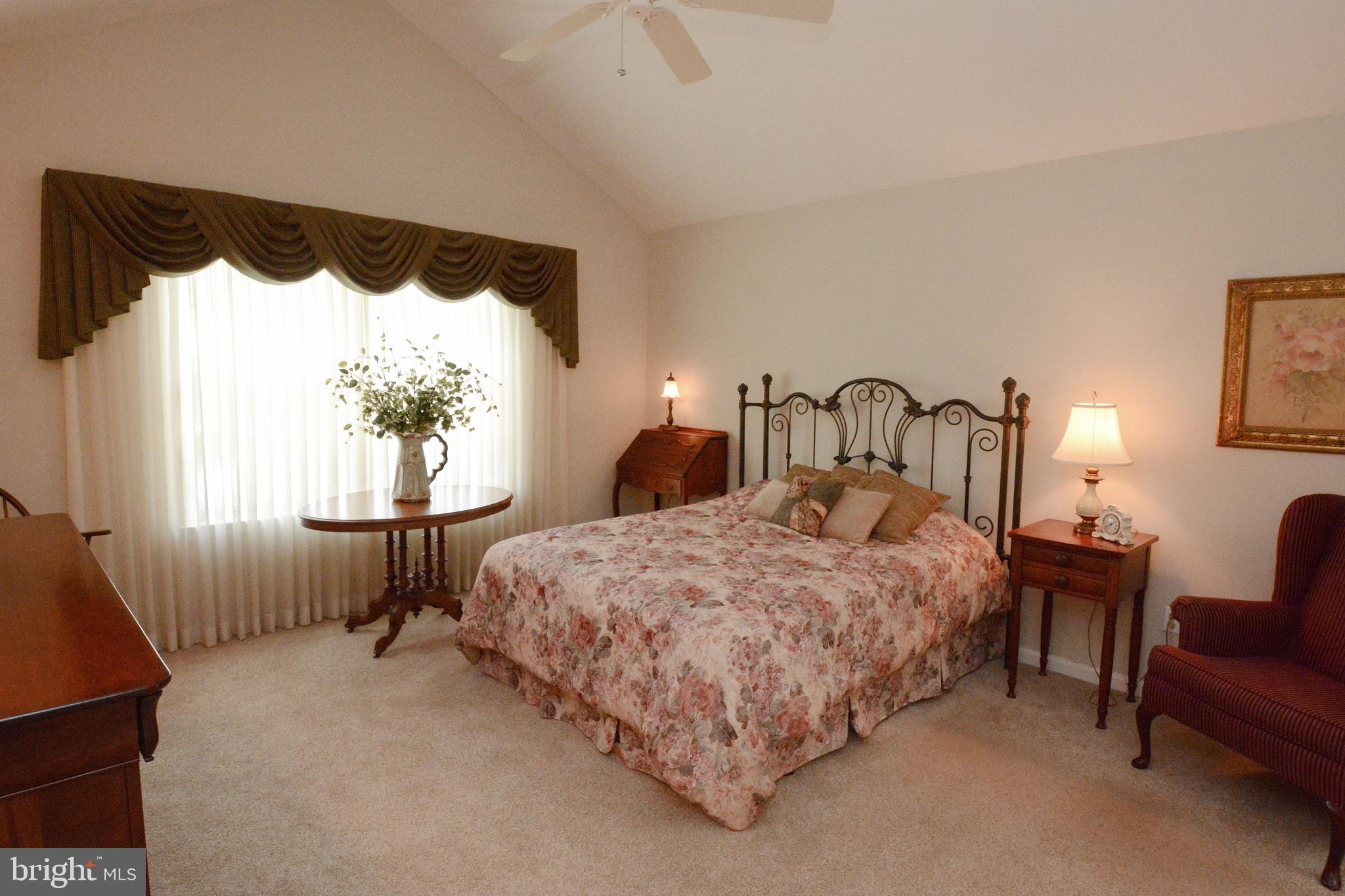 LIONSGATE - Residential