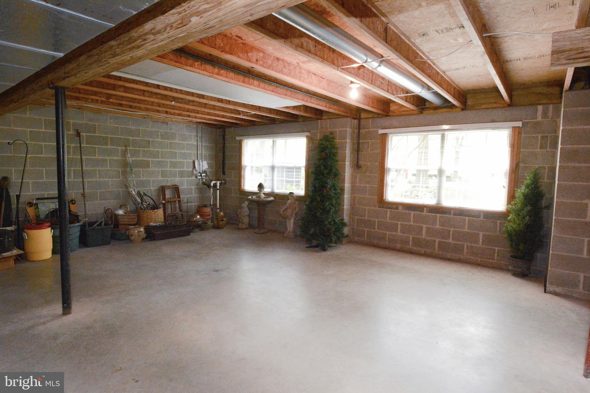 LIONSGATE - Residential