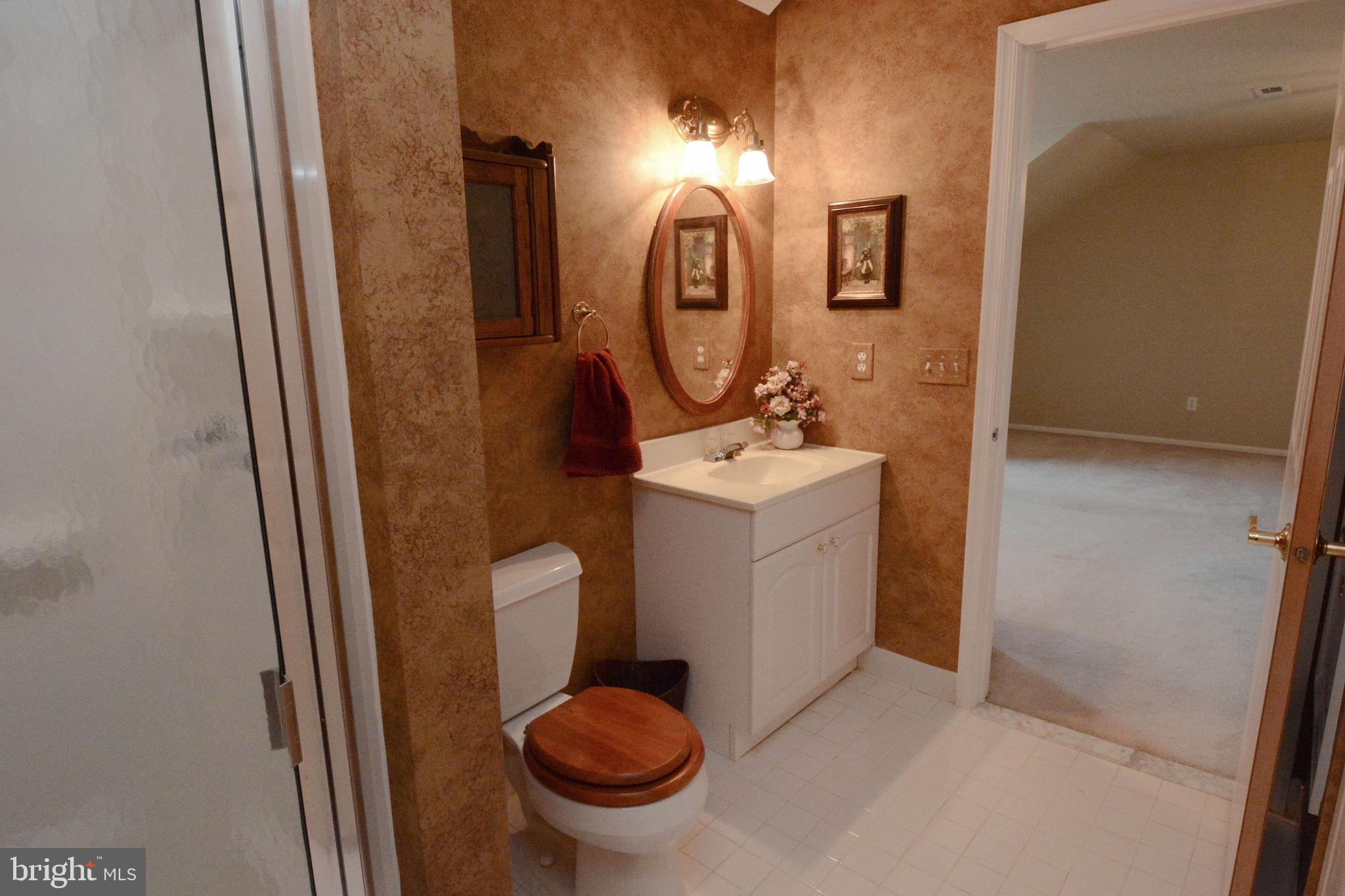 LIONSGATE - Residential