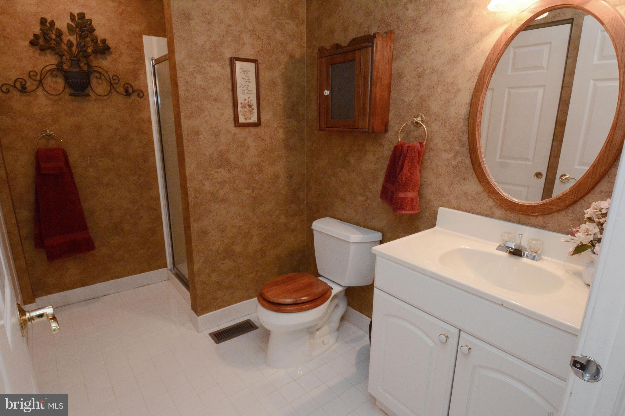 LIONSGATE - Residential