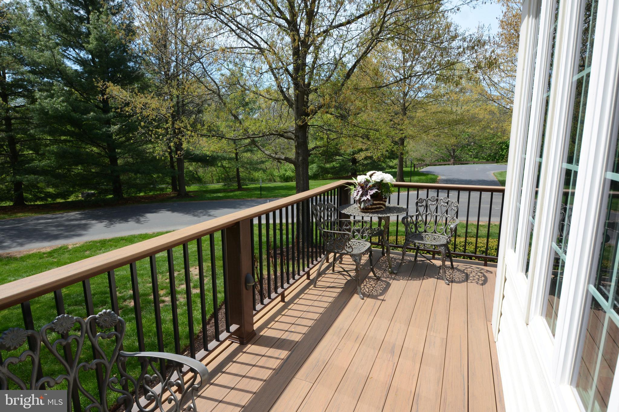 LIONSGATE - Residential