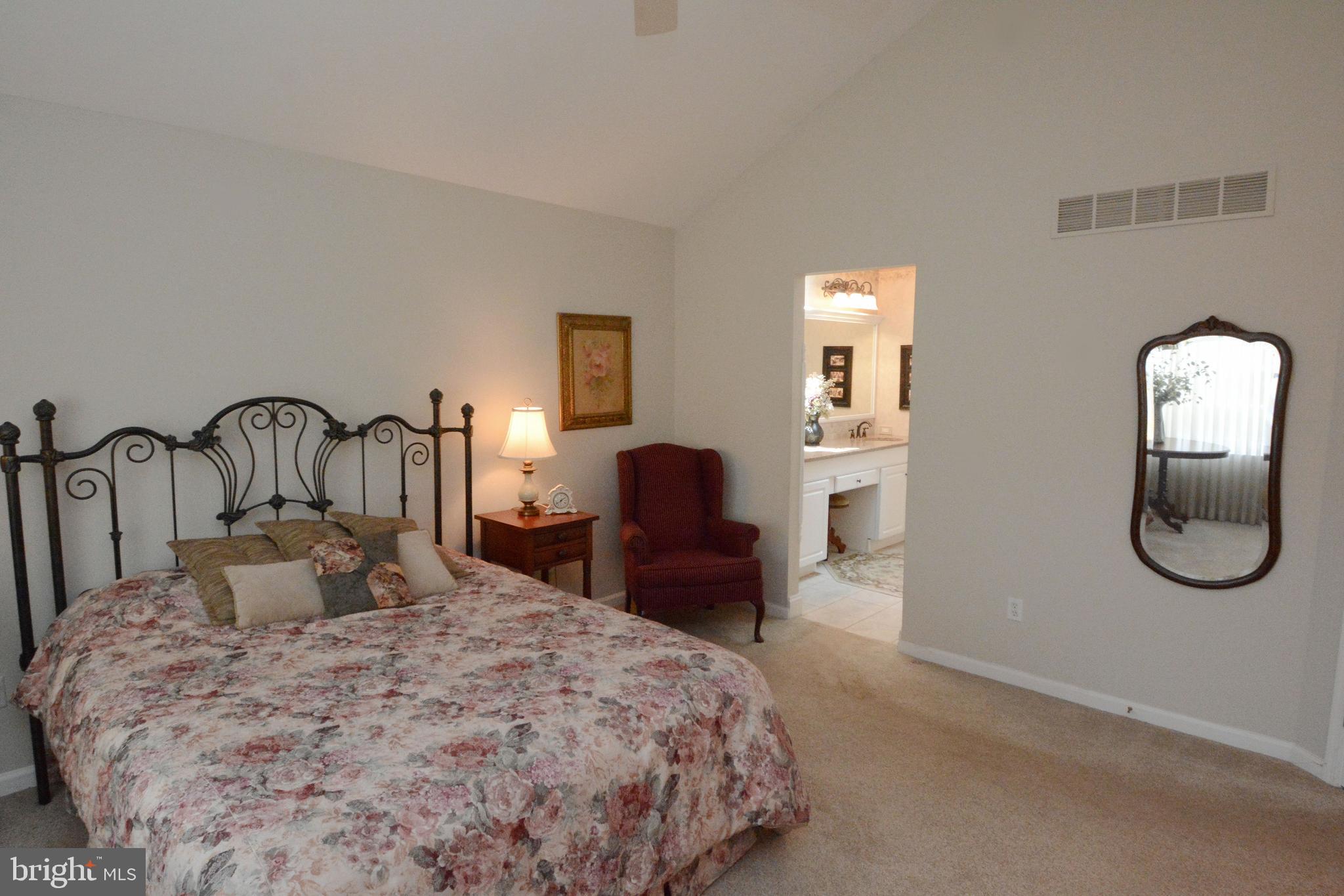 LIONSGATE - Residential