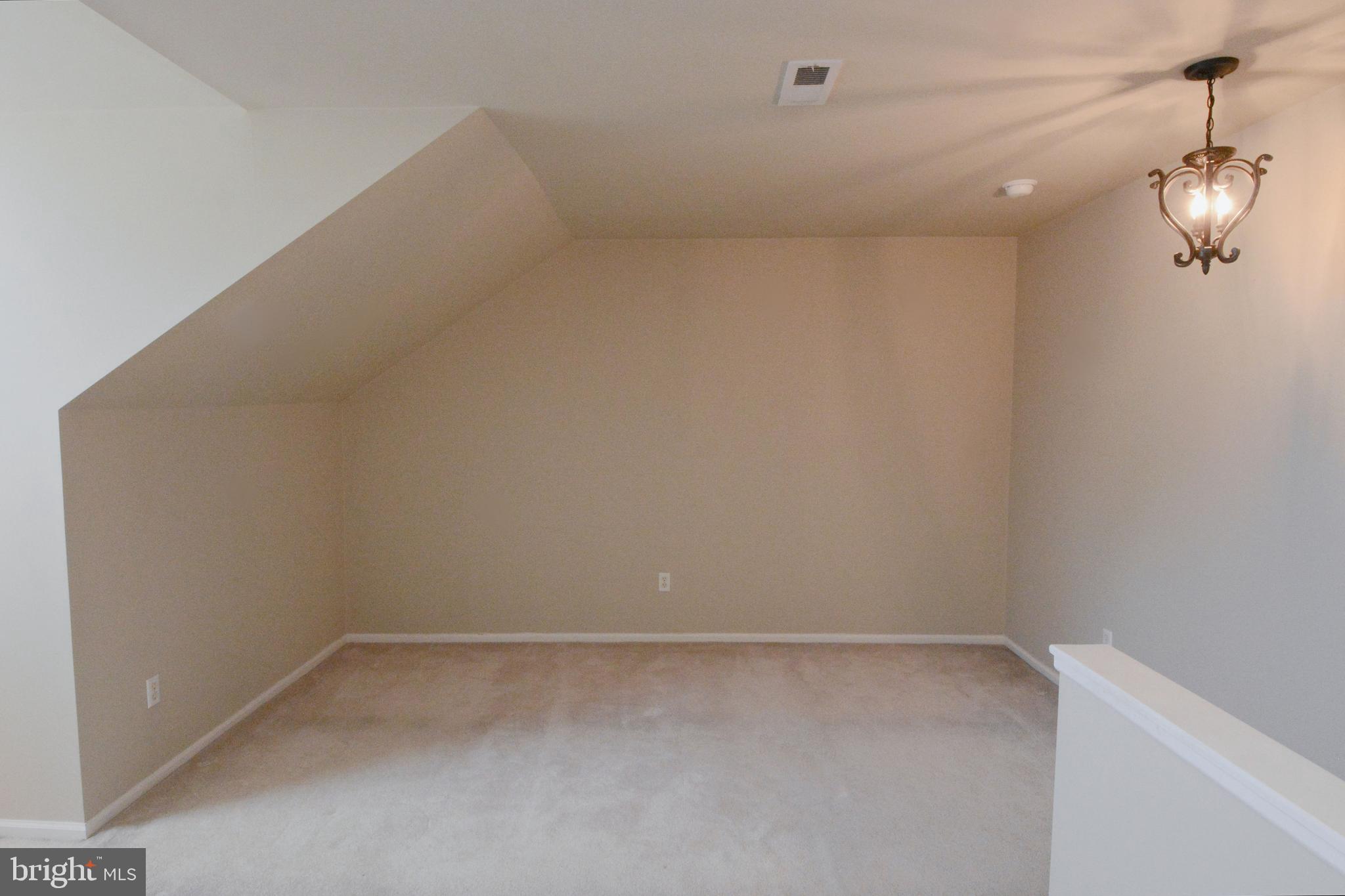 LIONSGATE - Residential