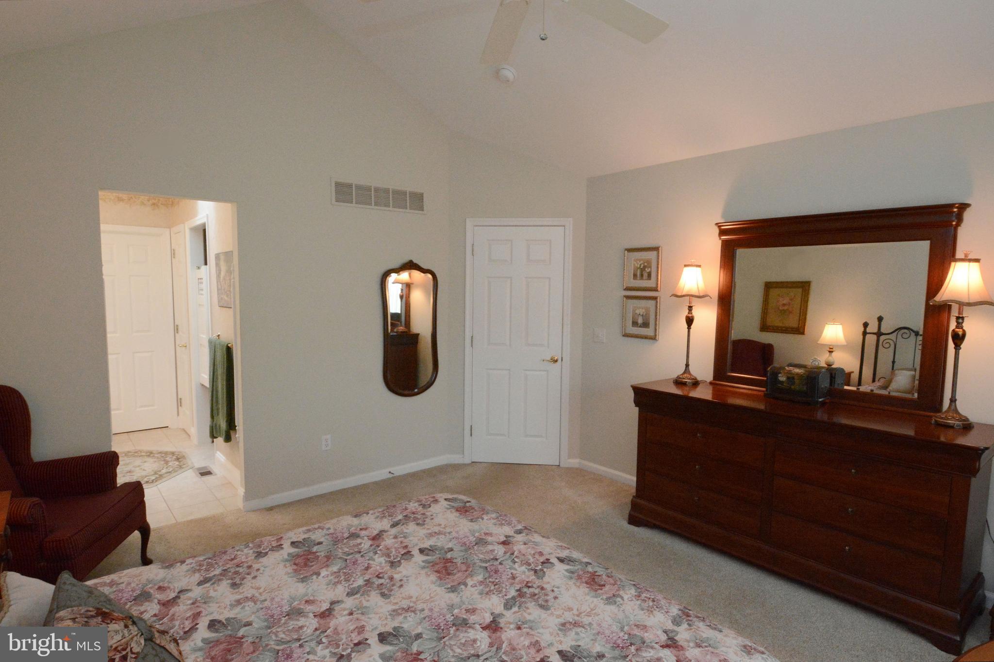 LIONSGATE - Residential