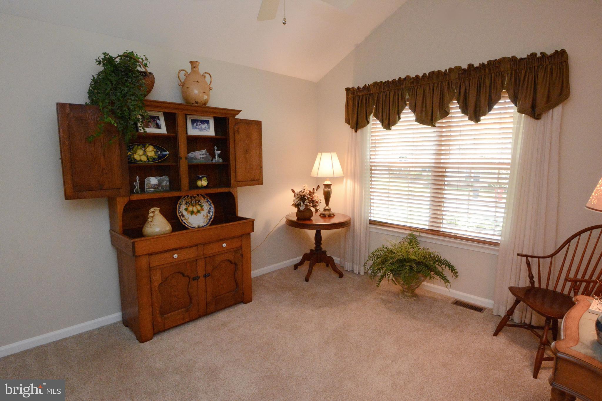 LIONSGATE - Residential