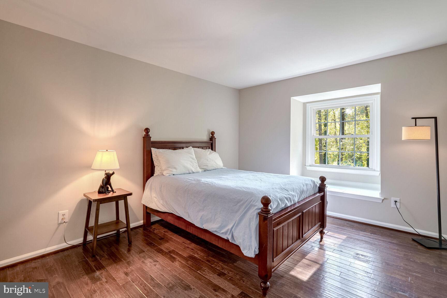 LANGLEY OAKS - Residential