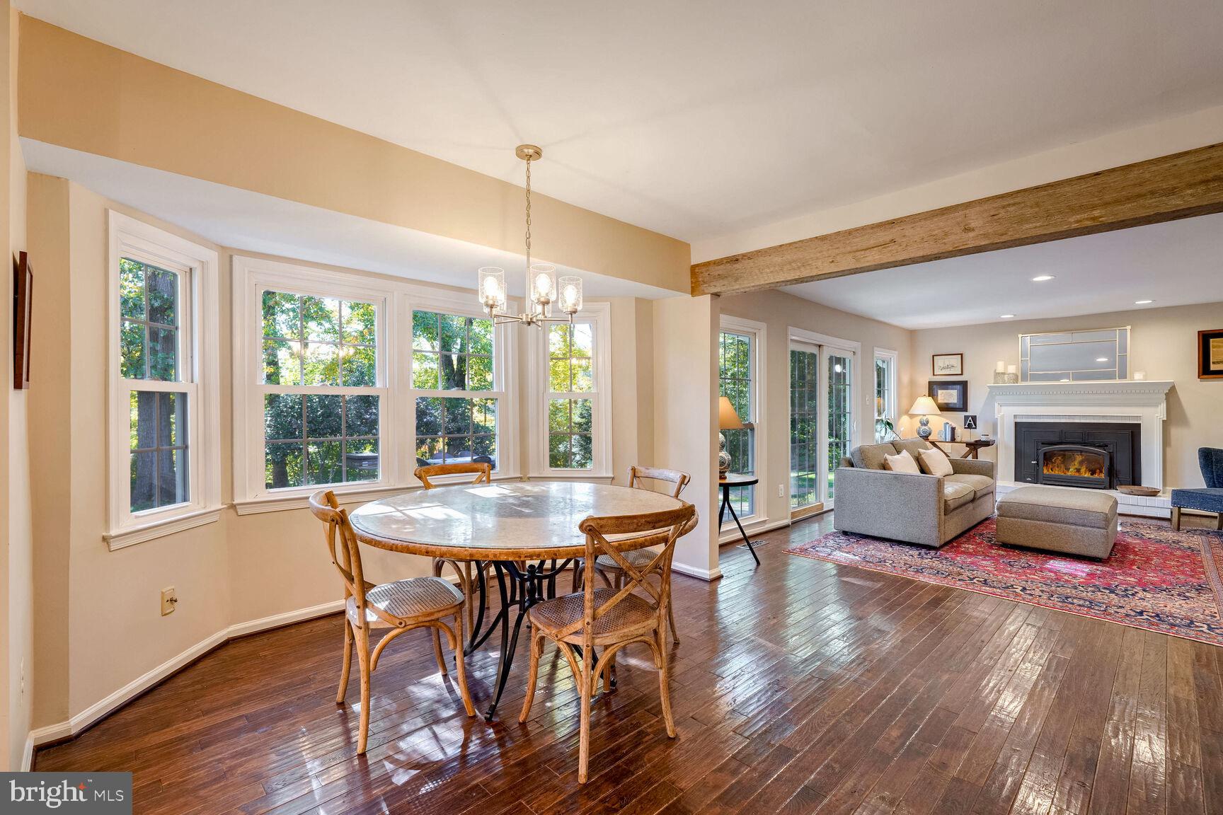 LANGLEY OAKS - Residential