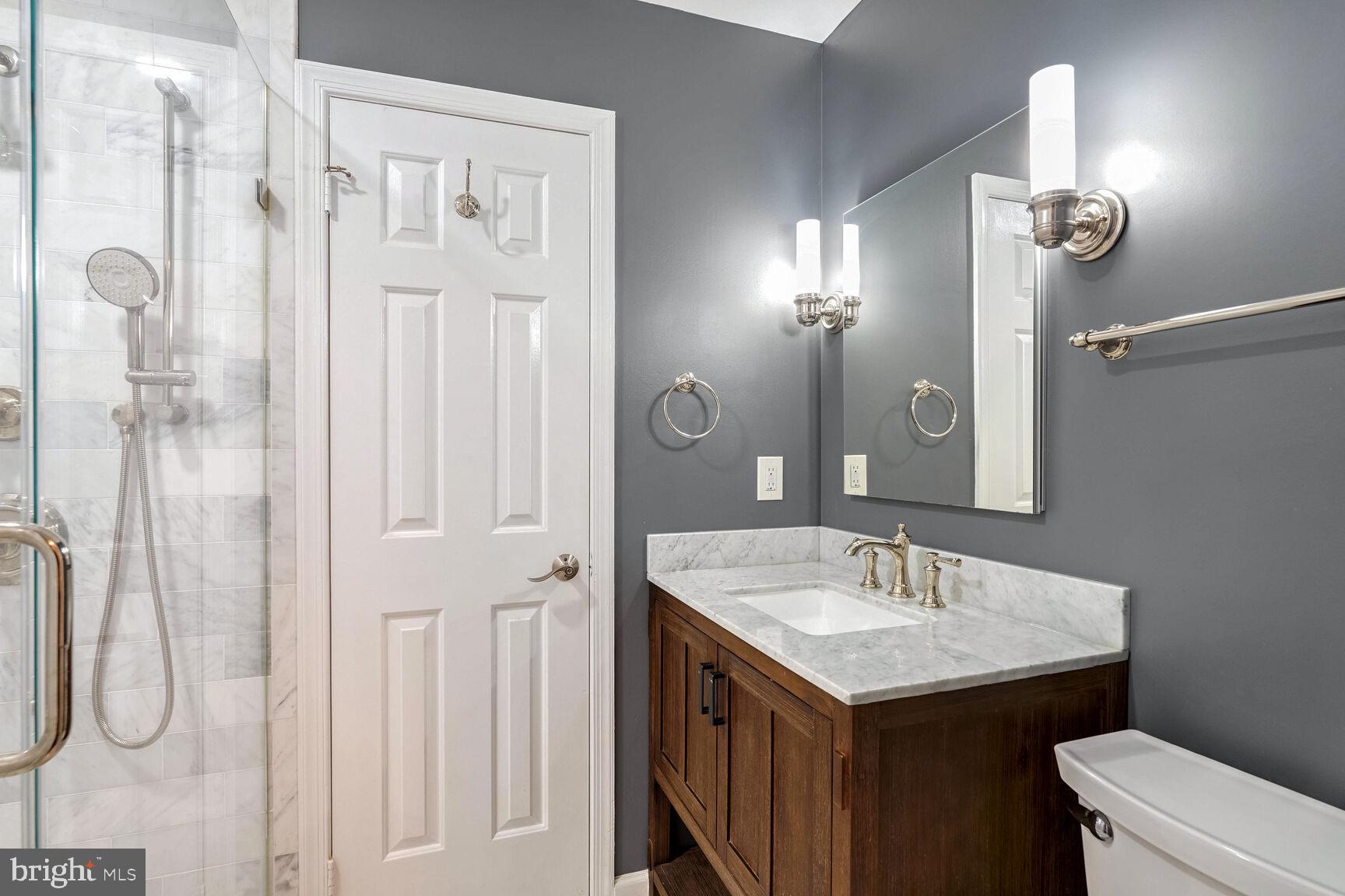 LANGLEY OAKS - Residential