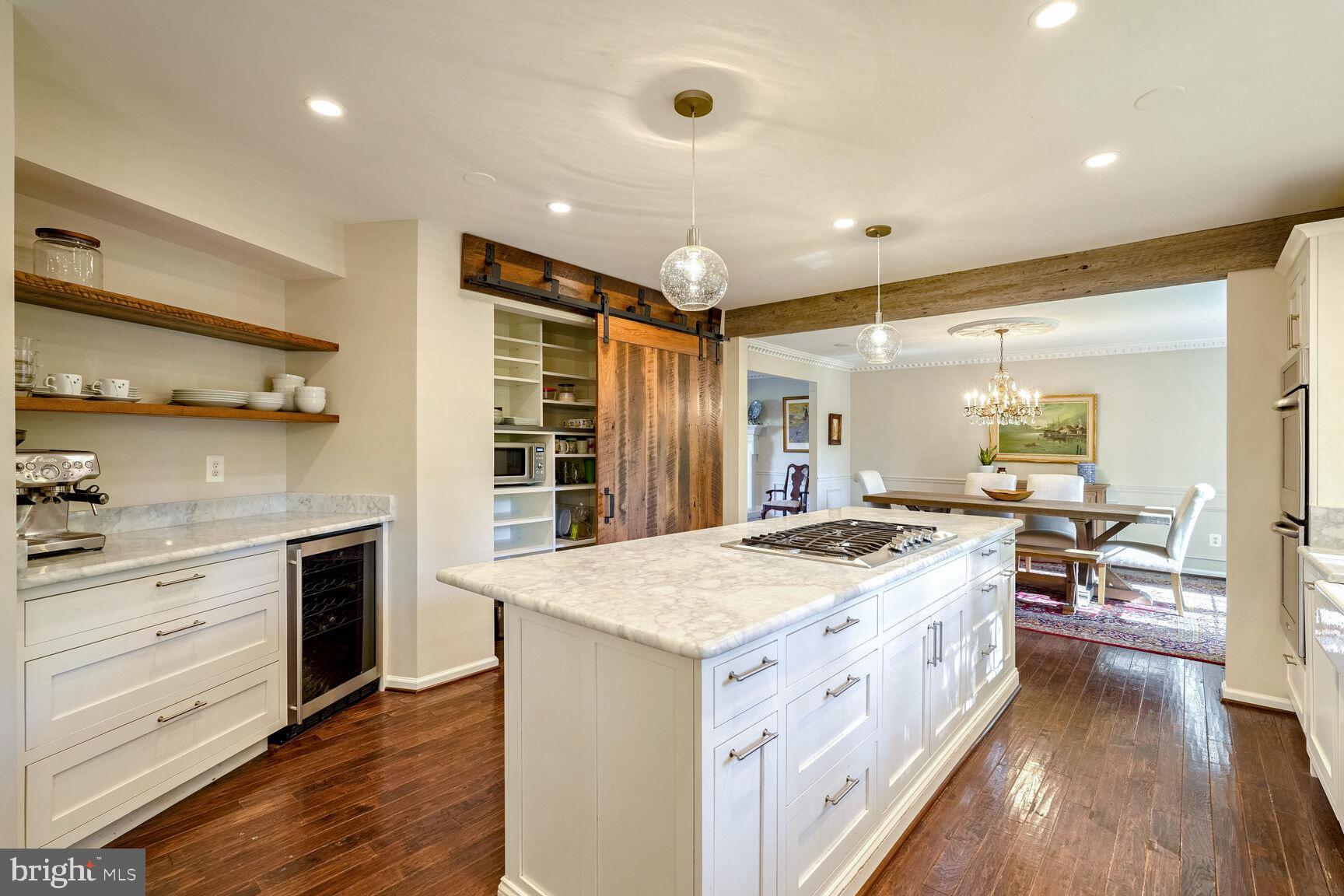 LANGLEY OAKS - Residential