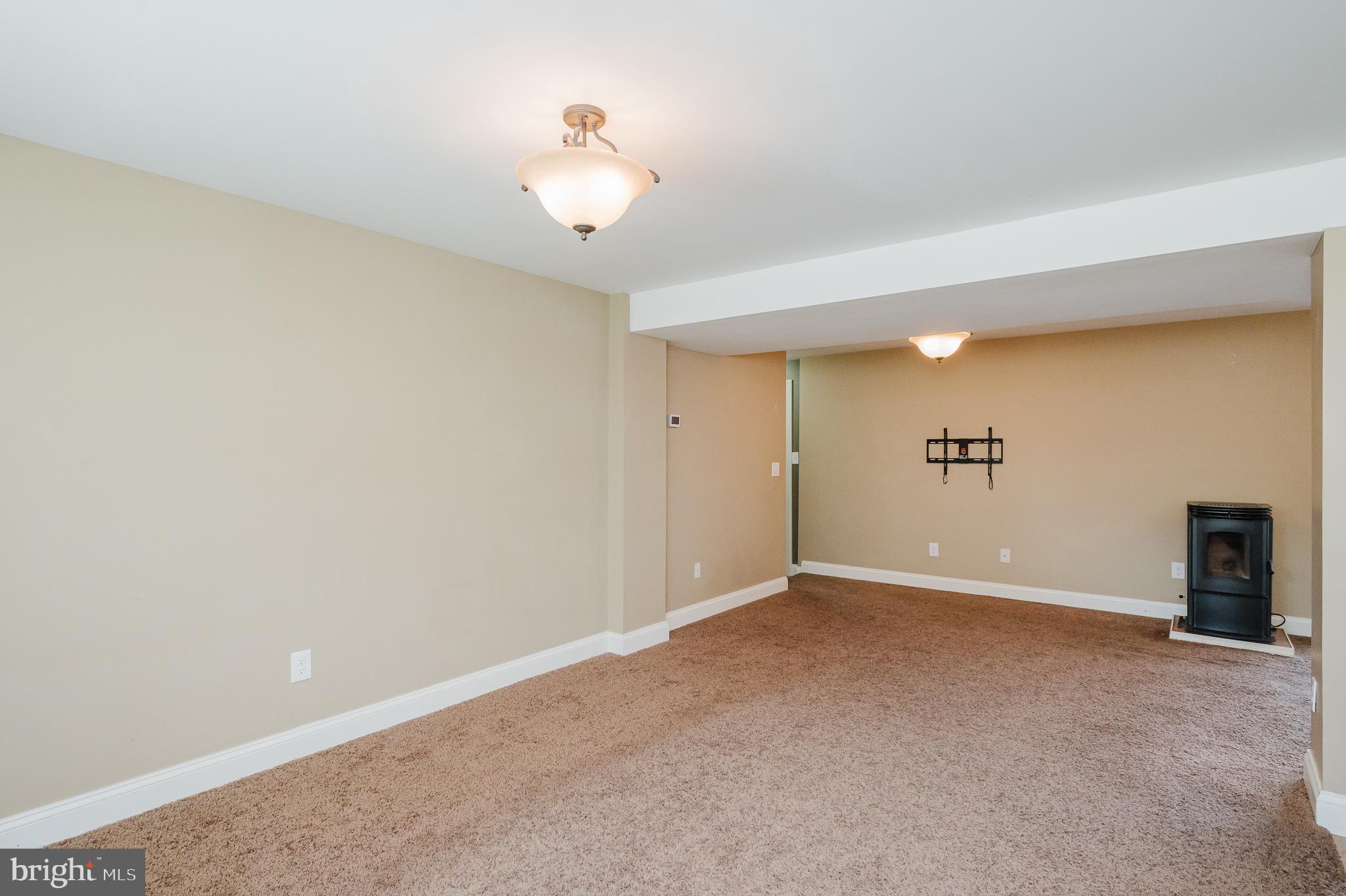 RUMSEY ISLAND - Residential