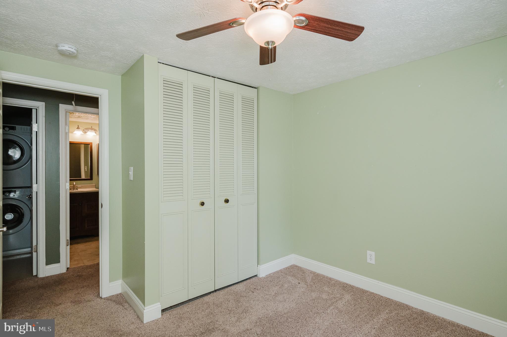 RUMSEY ISLAND - Residential