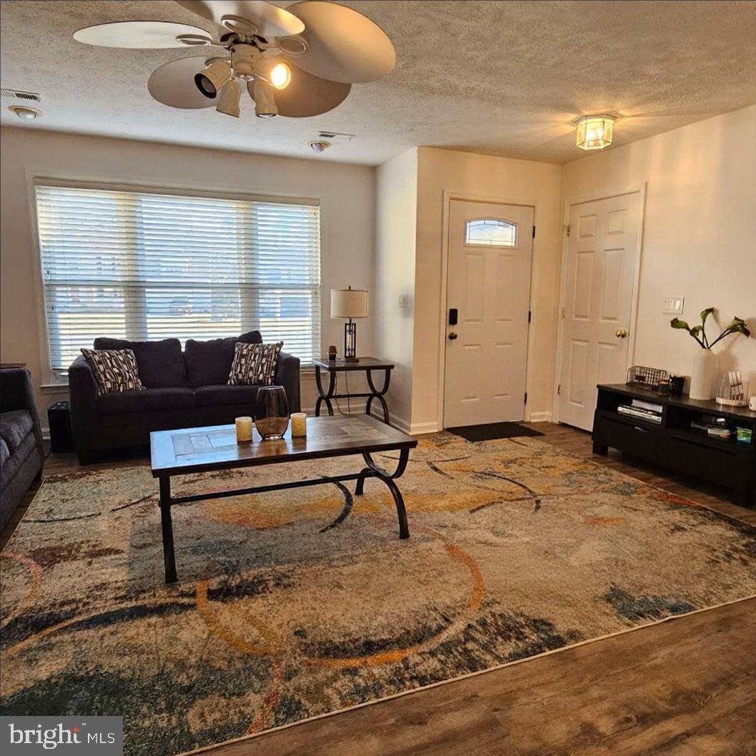 ST CHARLES DORCHESTER - Residential