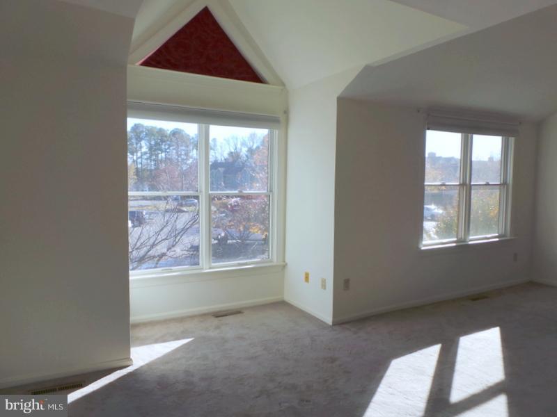 MILL CREEK - Residential