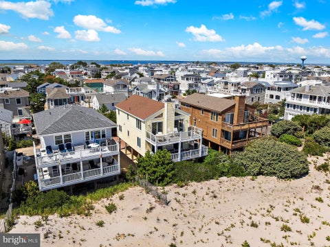 Homes For Sale - 214 E 29th Street<br/> LONG BEACH TOWNSHIP, NJ 08008