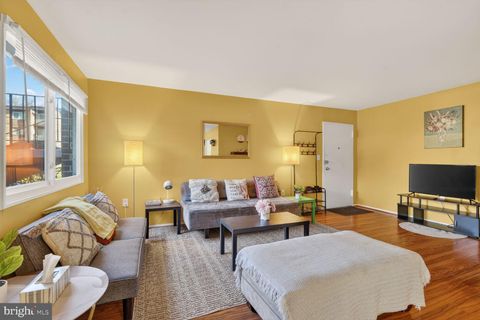 Condo For Sale - 3850 Bel Pre Road #3850-4<br/> SILVER SPRING, MD 20906