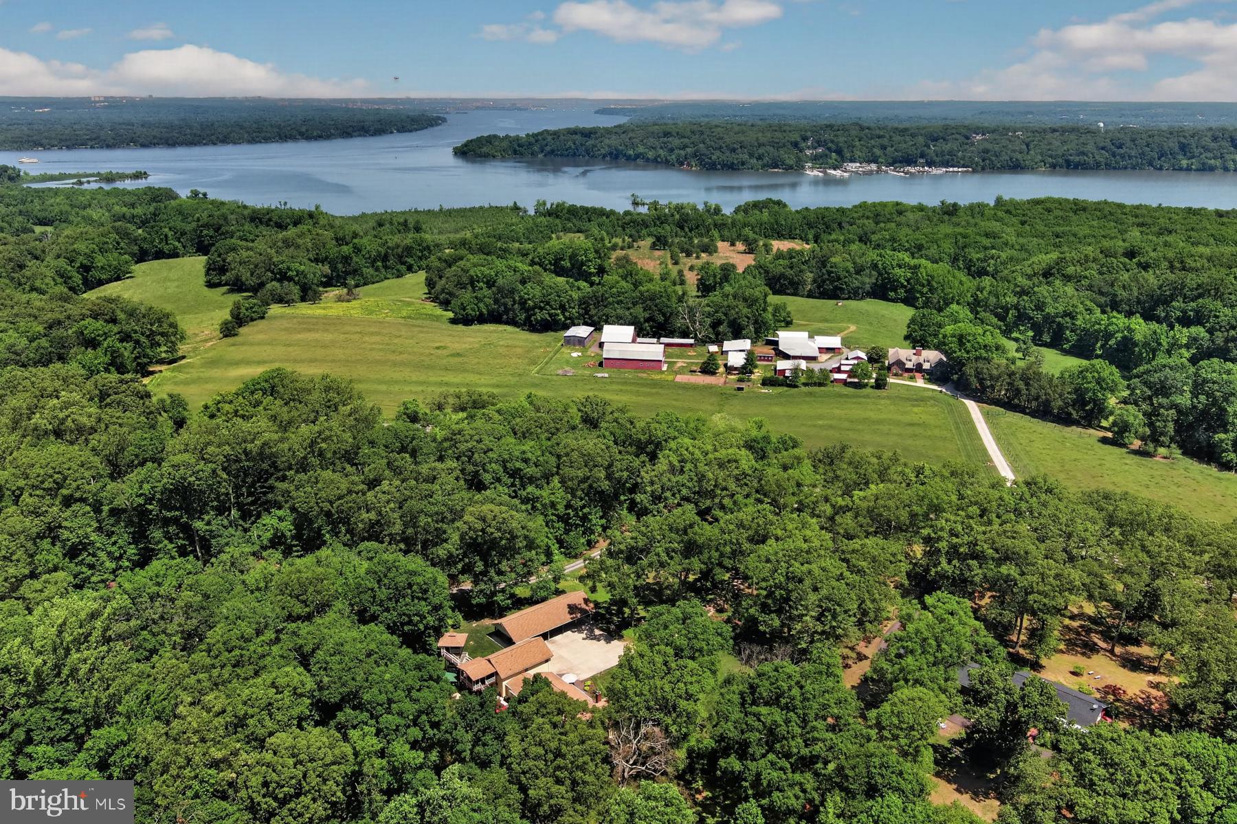 MOYAONE RESERVE - Residential