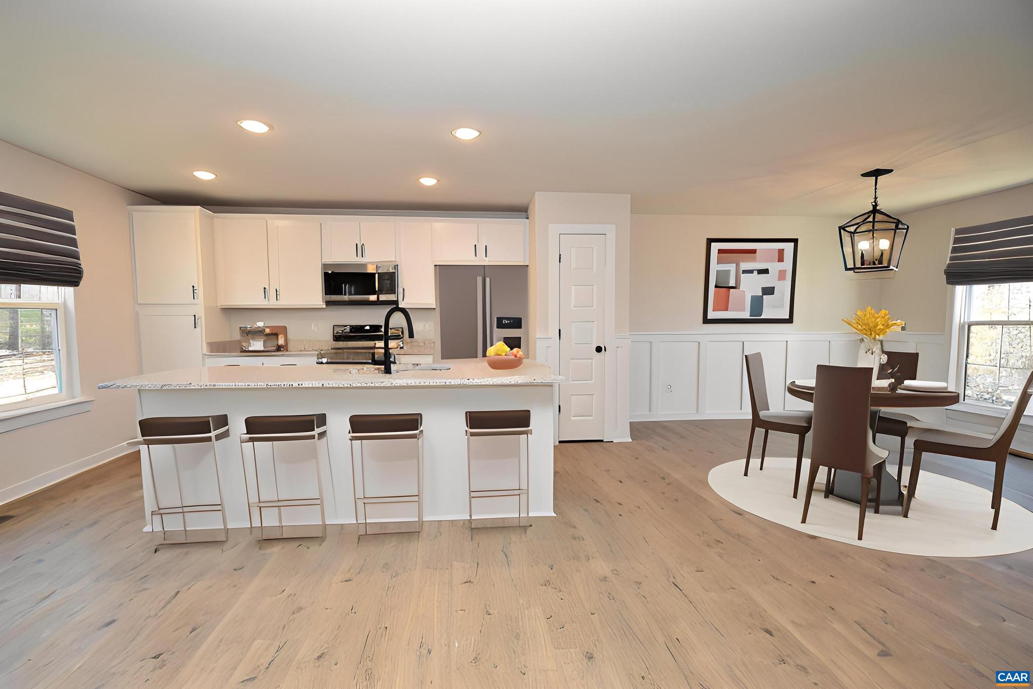 HUNTERS LAKE - Residential