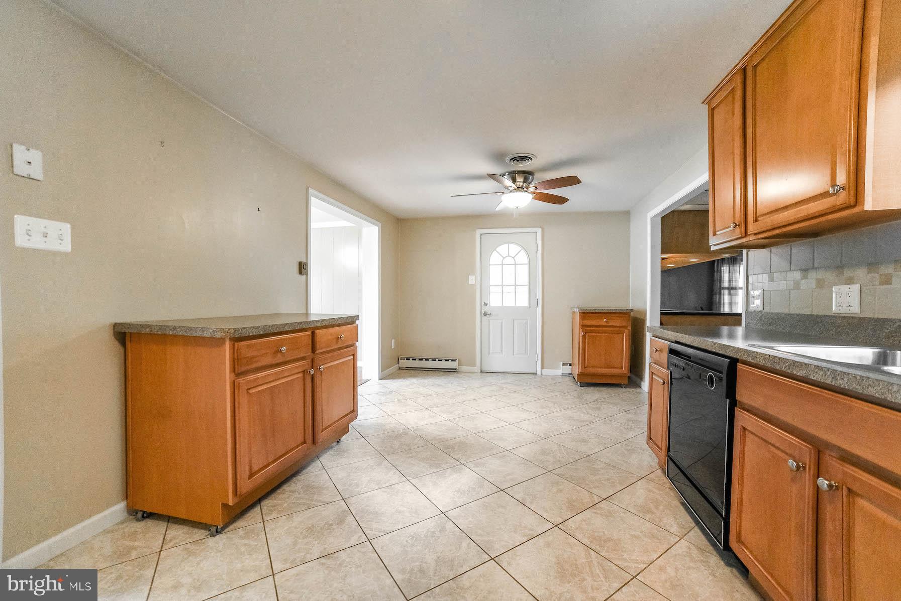 FENWICK MANOR - Residential