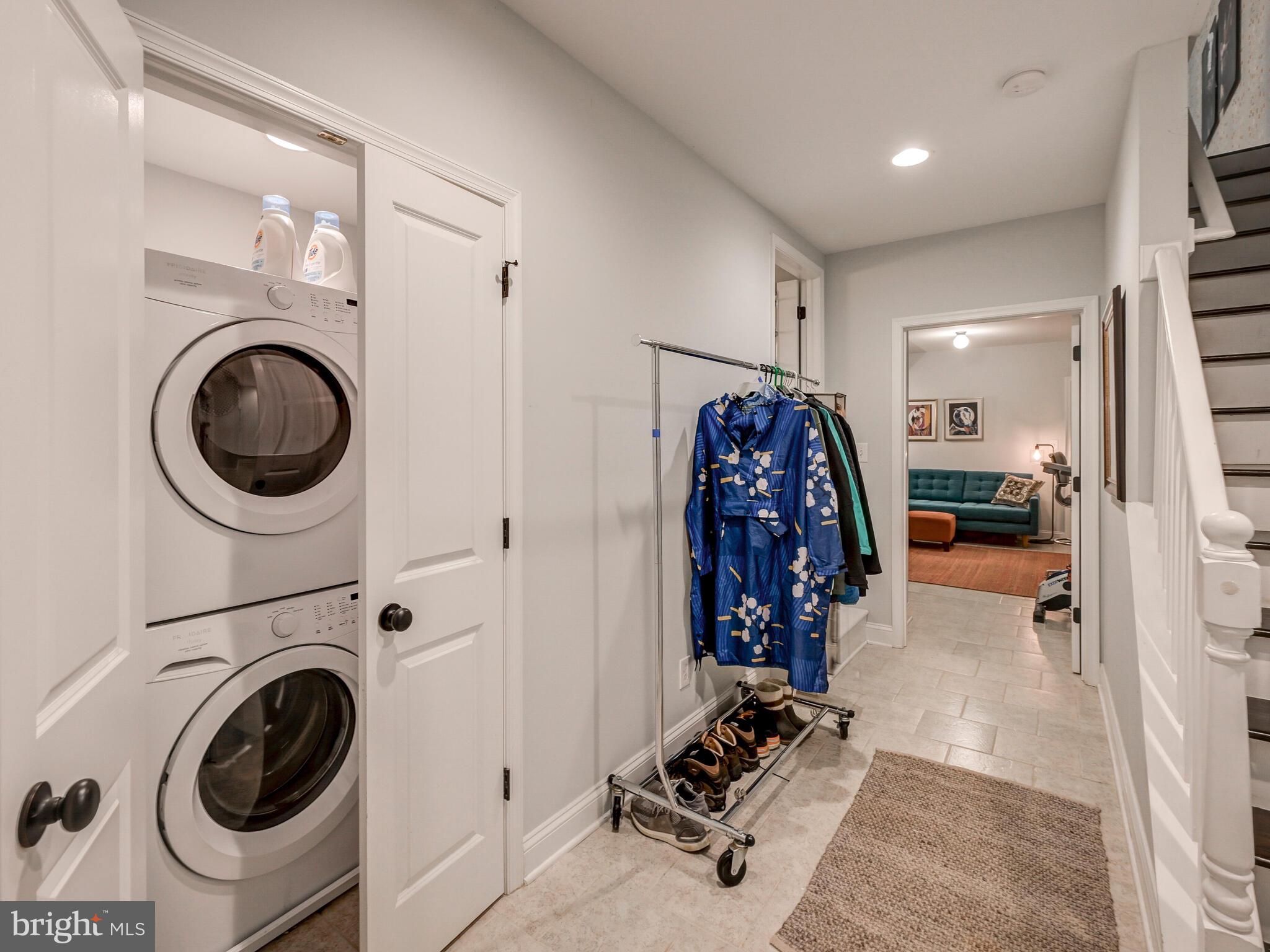 HAMPDEN HISTORIC DISTRICT - Residential Lease