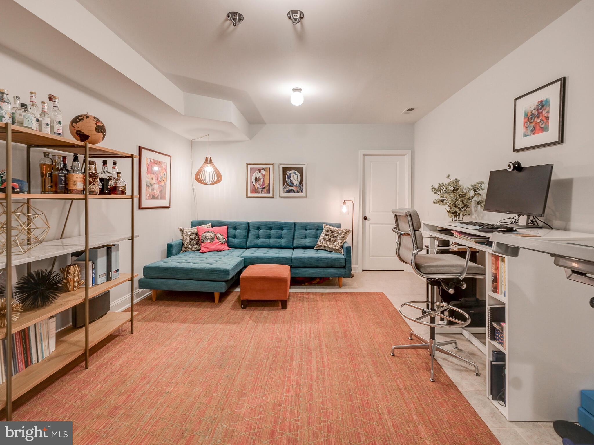 HAMPDEN HISTORIC DISTRICT - Residential Lease