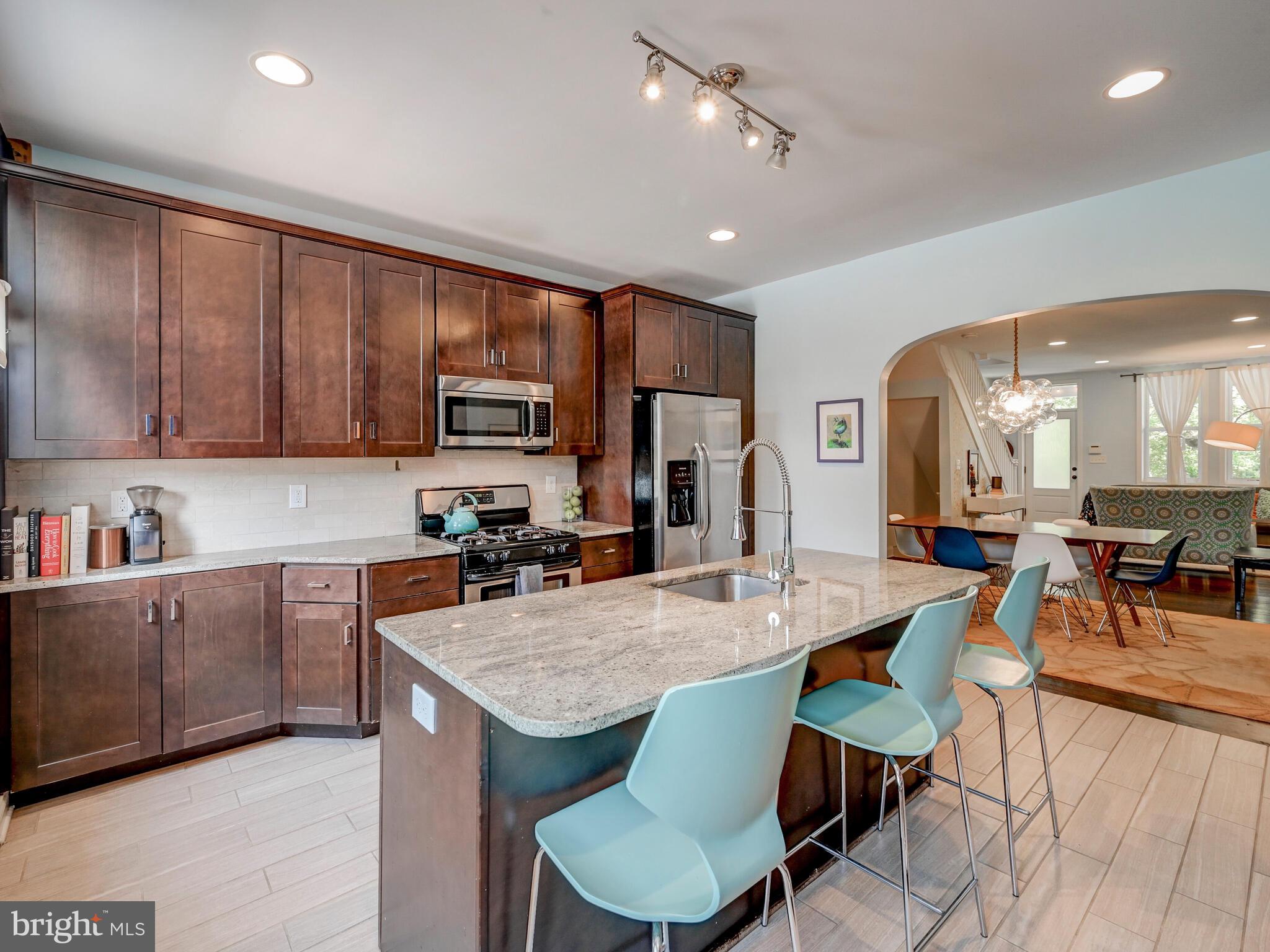 HAMPDEN HISTORIC DISTRICT - Residential Lease