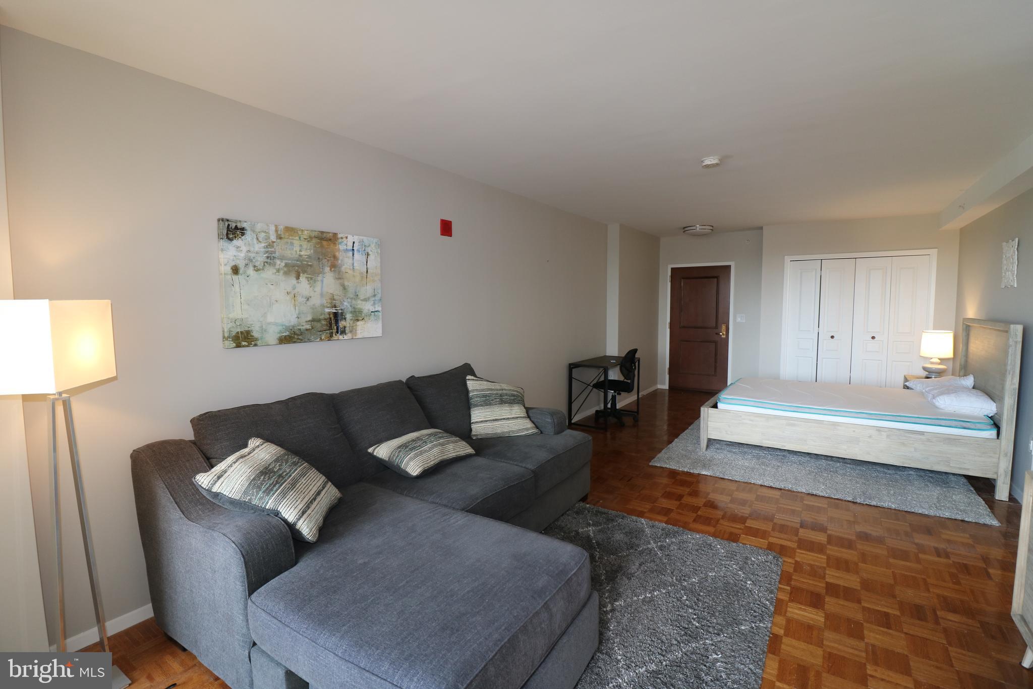 CRESCENT PLAZA - Residential Lease