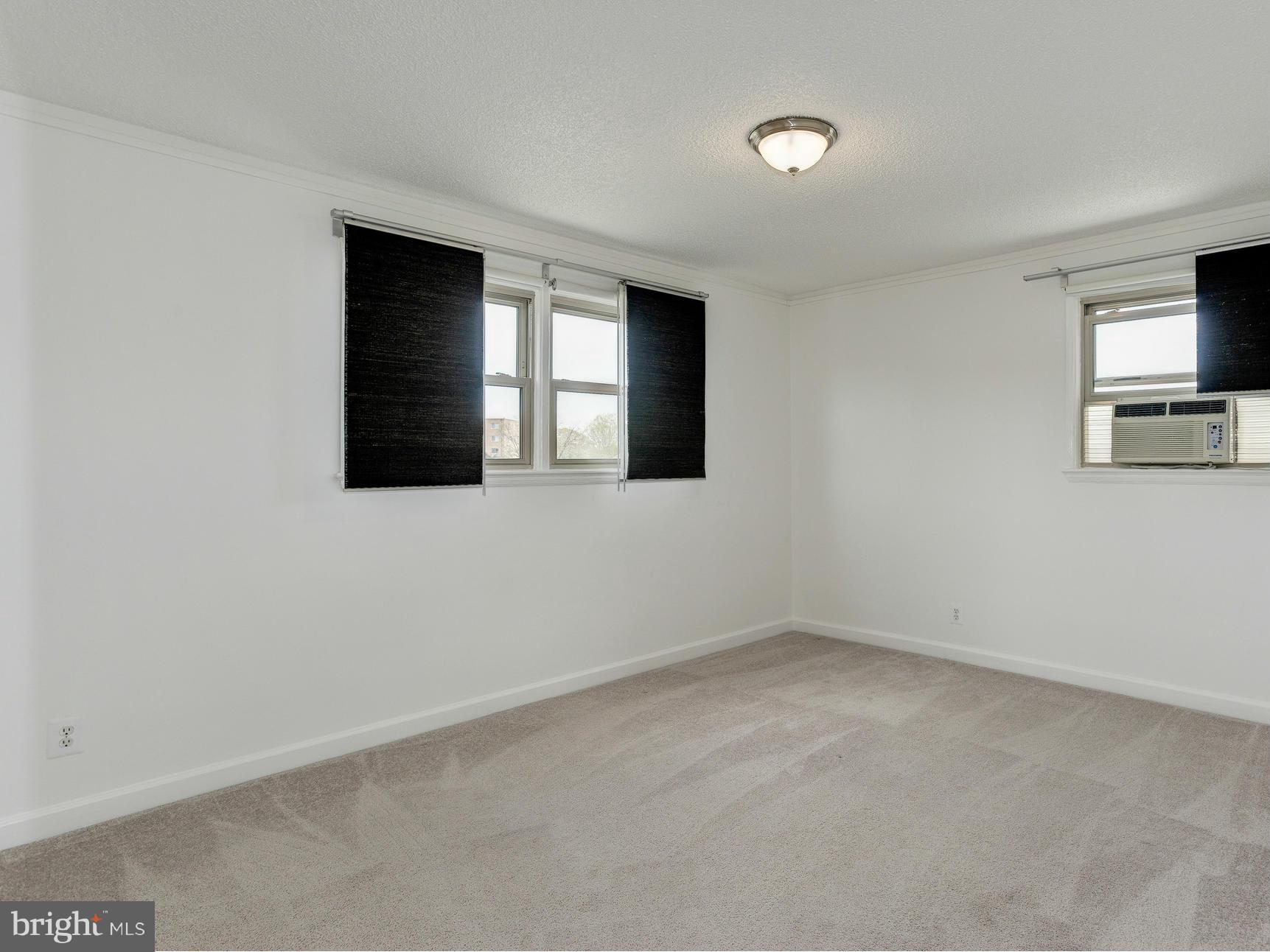 LEE HEIGHTS - Residential